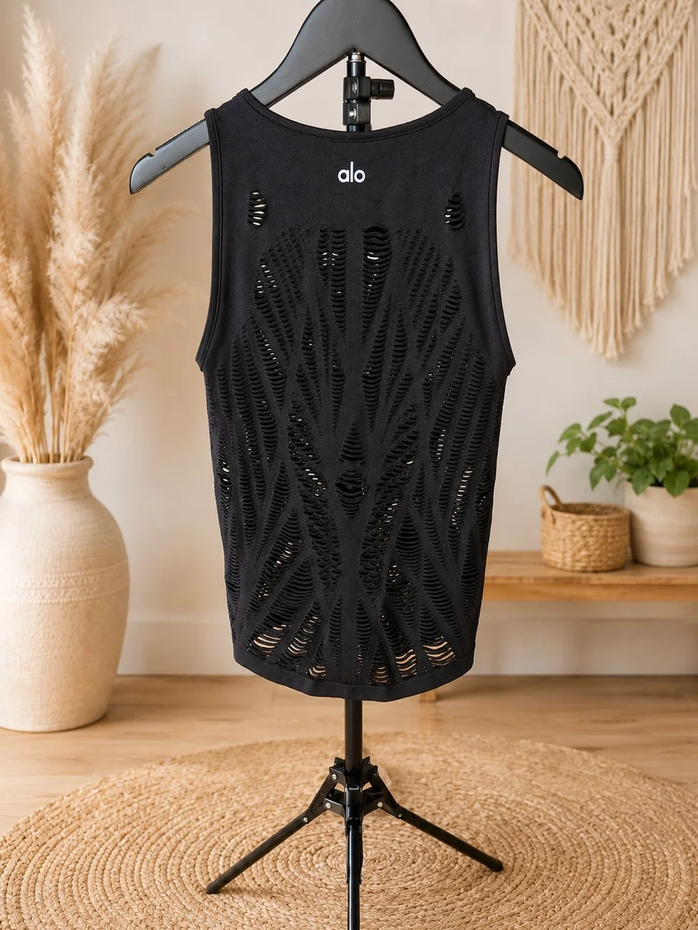 ALO Yoga Black Distressed Sleeveless Tank